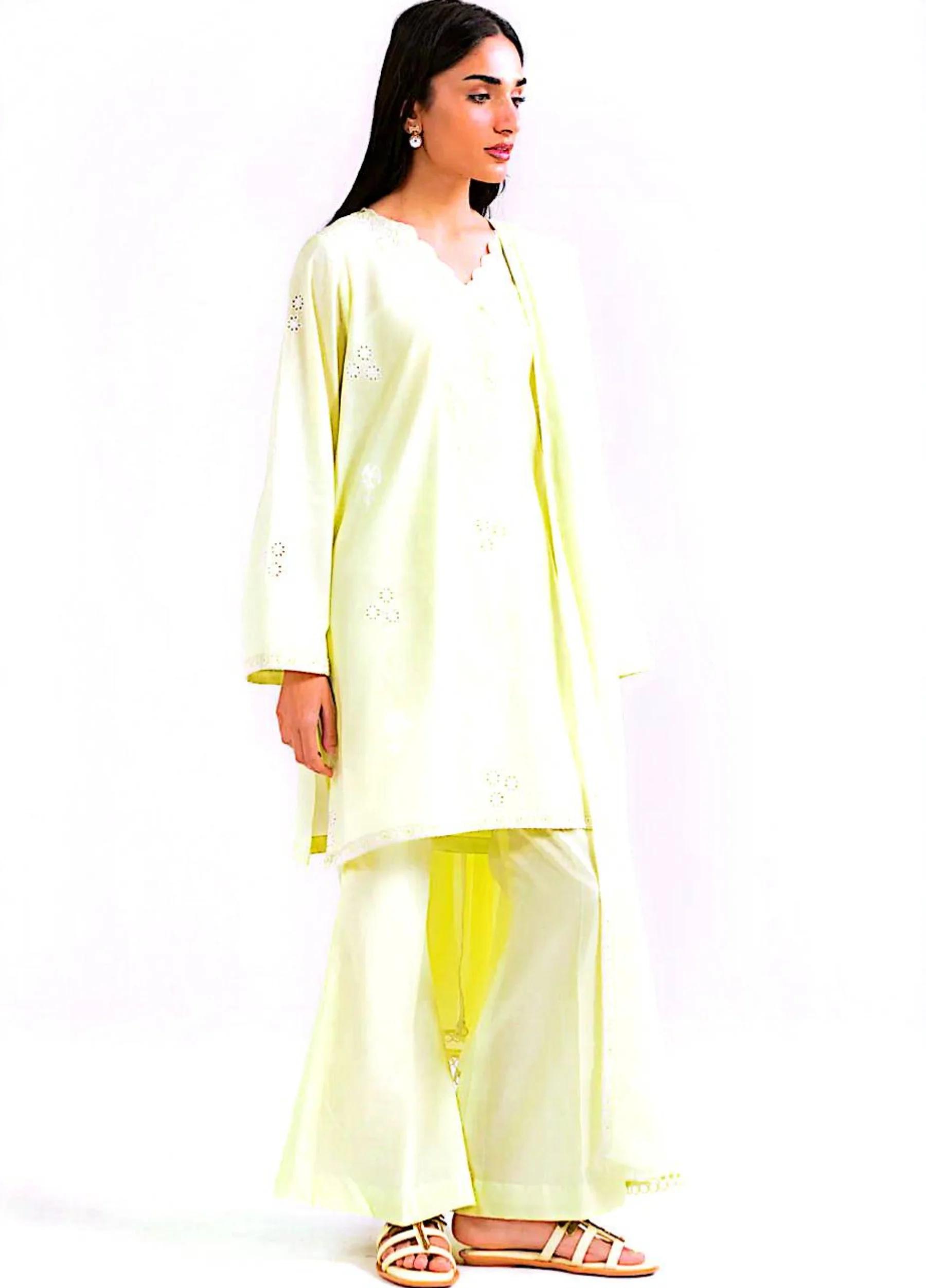 Beyond East Beena Embroidered Lawn 3 PC Suit | Summer Collection – Design 3 - Image 4